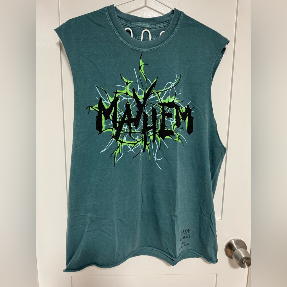 OFFICIAL Lady Gaga Mayhem Ball Tour   Mayhem Cutoff Crop Shirt Large